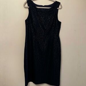 Elegant Black Sleeveless Dress